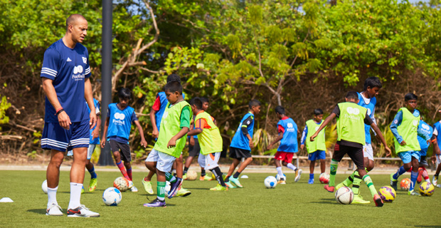 Bobby Zamora Maldives coaching session